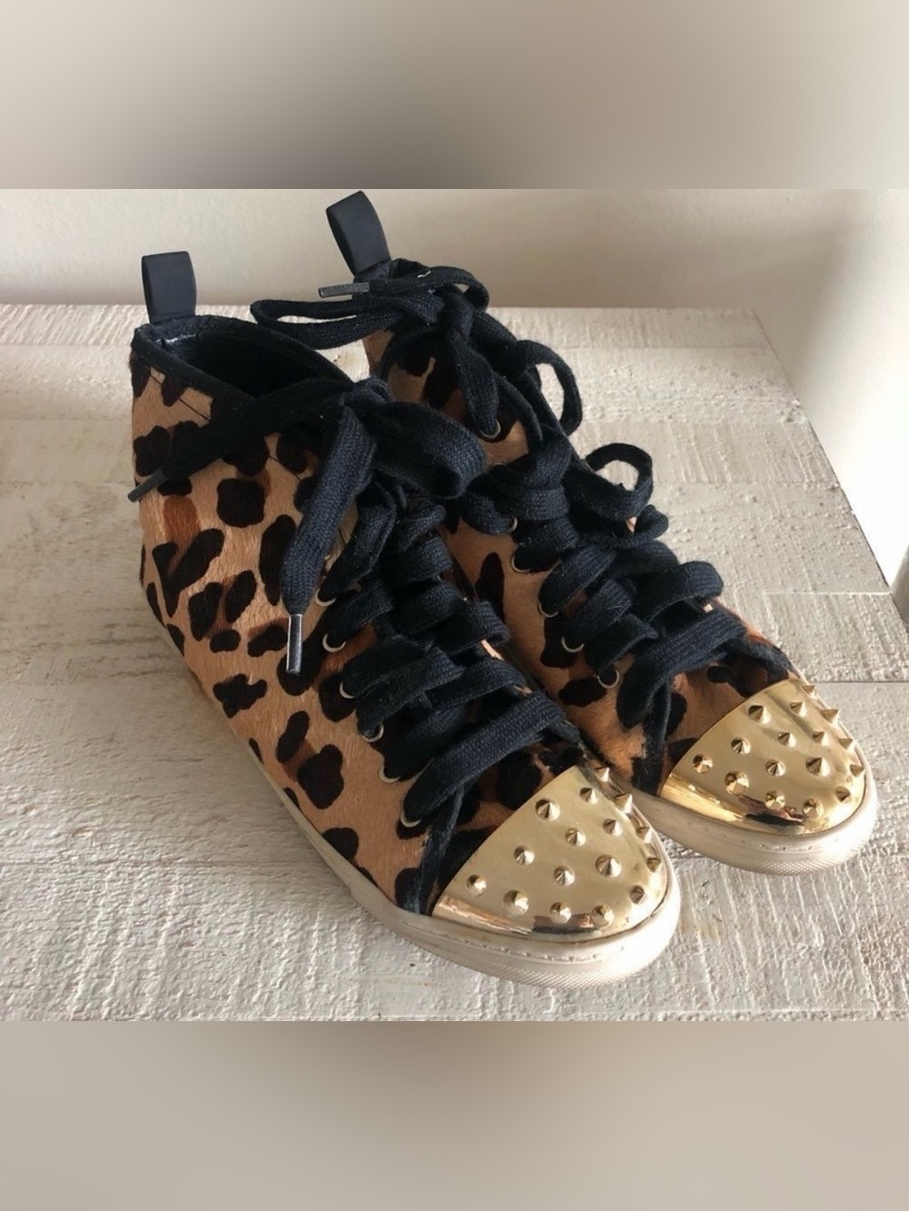Women’s size 8. Schutz Aima leopard-print calf hair high-top sneakers
